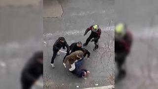 Ataşehir'de yol verme tartışması sopalı kavgaya dönüştü