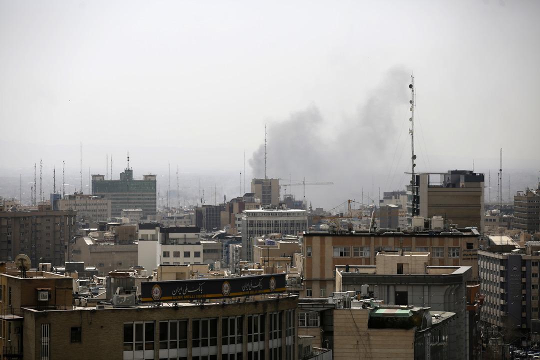 Saldırıların, tehditlerin ardı arkası kesilmiyor! Trump tan sert uyarı: "Daha &ouml;nce hi&ccedil; g&ouml;r&uuml;lmemiş bir g&uuml;&ccedil;le vururuz" 4