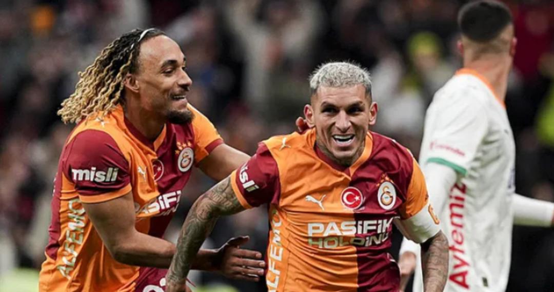 Rıdvan Dilmen Galatasaray ın yıldızını öve öve bitiremedi! "Yönetime mesaj verdi" 1