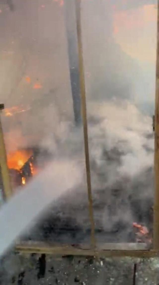 Osmaniye&rsquo;de &ccedil;iftlikte yangın 3