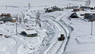 Van&rsquo;da kardan dolayı kapanan 390 yoldan 355&rsquo;i a&ccedil;ıldı