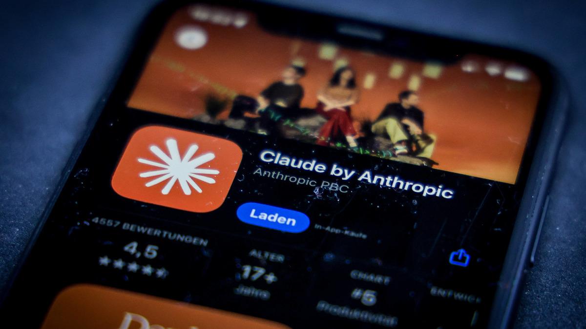 Pentagon'a "hayır" dedi, zirveye uçtu! Claude, App Store'da 1 numaraya yükseldi - Teknoloji Haberleri