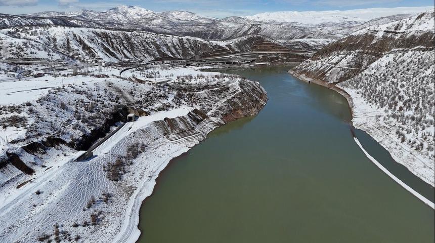 Bing&ouml;l&rsquo;de kar sonrası kartpostallık g&ouml;r&uuml;nt&uuml;ler ortaya &ccedil;ıktı