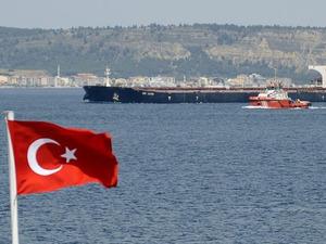 H&uuml;rm&uuml;z Boğazı'ndaki T&uuml;rk bayraklı gemiler i&ccedil;in uyarı
