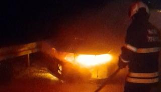 Altın&ouml;z&uuml;&rsquo;nde ara&ccedil; yangını