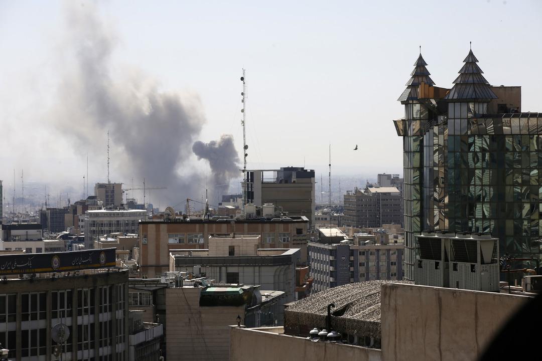 Netanyahu İran halkına b&ouml;yle seslendi: Sokağa d&ouml;k&uuml;lmeniz gereken an geldi 1