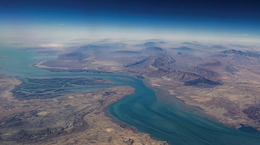 Petrol fiyatları i&ccedil;in 'Hesaplamalar değişti' H&uuml;rm&uuml;z hamlesi: Piyasalar alarma ge&ccedil;ti