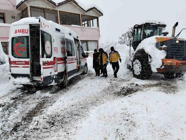 Ordu&rsquo;nun y&uuml;kseklerinde kar kalınlığı 2 metreye ulaştı 2