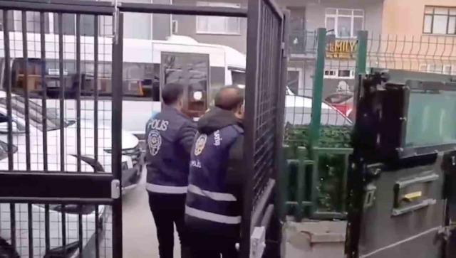 Bursa’da aranan 2 kişi yakalandı 2