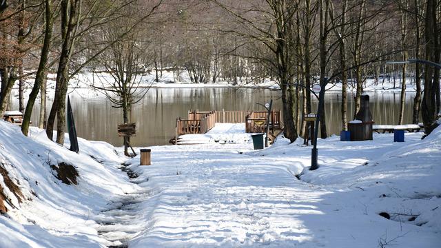 Düzce'nin yüksek kesimleri beyaz örtüyle kaplandı