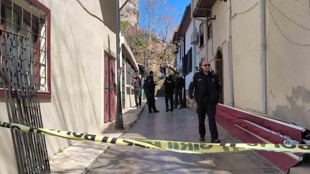 &rsquo;Neden video &ccedil;ekiyorsun&rsquo; tartışması kanlı bitti: 3 yaralı 2