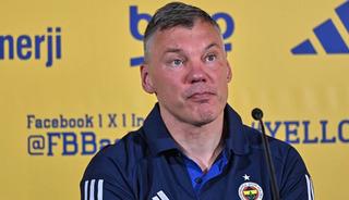 SON DAKİKA | Orta Doğu'da savaş paniği: Jasikevicius ve efsane isimler Dubai'de mahsur kaldı! Fenerbah&ccedil;e devrede...