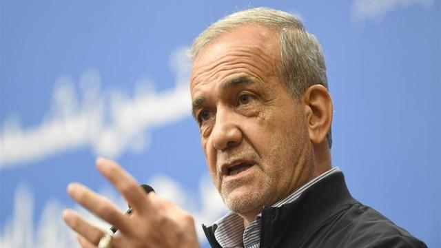 İran Cumhurbaşkanı Pezeşkiyan: Geçici Liderlik Konseyi görevine başladı