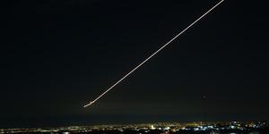 Savaşta &uuml;&ccedil;&uuml;nc&uuml; g&uuml;n! İran'dan İsrail'e yeni f&uuml;ze saldırısı! 