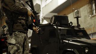 “Ben Hollandalı Özgür” diyerek aramış! 'Suriyeli çocuk' yıkamacı kurşunladı