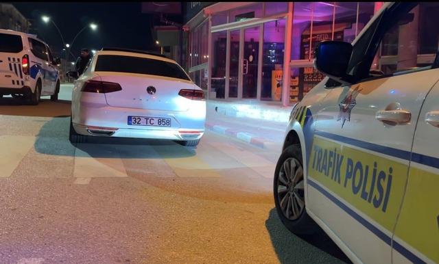 Burdur&rsquo;da tehlikeli ara&ccedil; kullandı, yakalandığında alkoll&uuml; &ccedil;ıktı 3