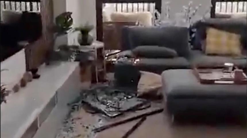 Sosyal medyaya yansıyan g&ouml;r&uuml;nt&uuml; şoke etti: L&uuml;ks daireyi vurdular