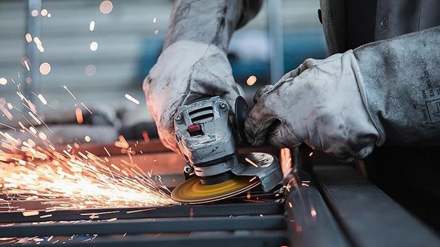 İSO a&ccedil;ıkladı! İmalat sekt&ouml;r&uuml;nde kritik eşik: Son 22 ayın en sınırlı daralması