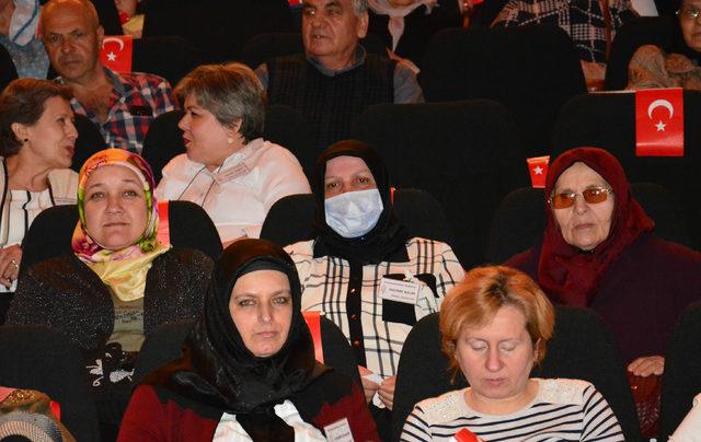 Kanser hastalarına Bedia Akartürk morali