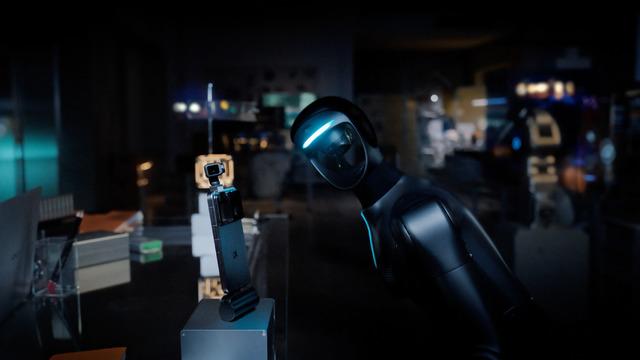 MWC 2026'dan: Telefon değil adeta robot! Başını sallayan ve dans eden Honor Robot Phone tanıtıldı