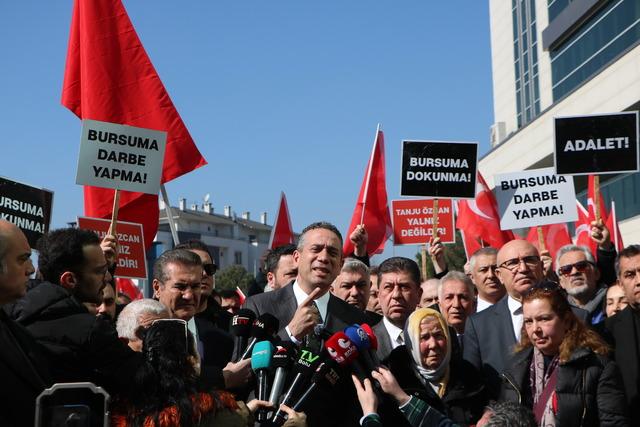 Tanju Özcan adliyede: “Burada Bolu halkı yargılanıyor” 1