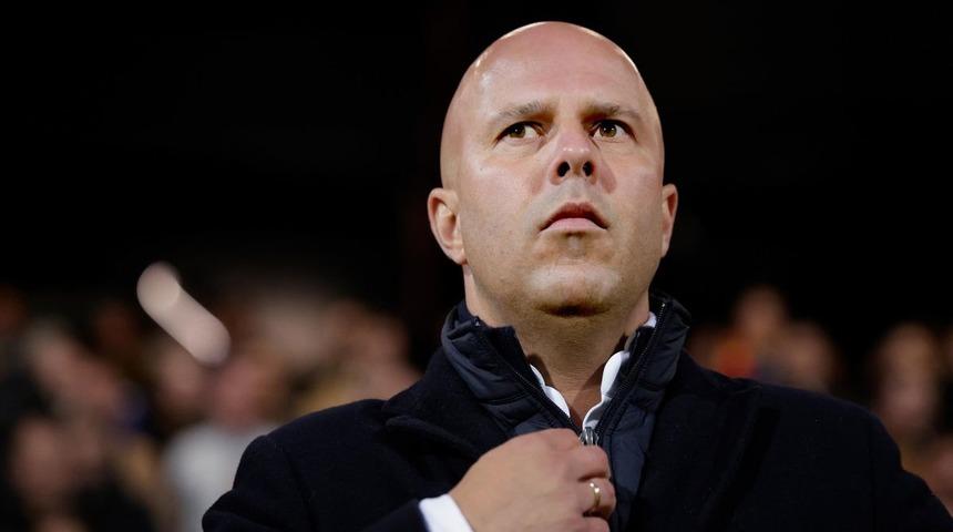 Galatasaray ma&ccedil;ı &ouml;ncesi Liverpool hocası resmen a&ccedil;ıkladı! '125 milyon Euroluk oynayamayacak'