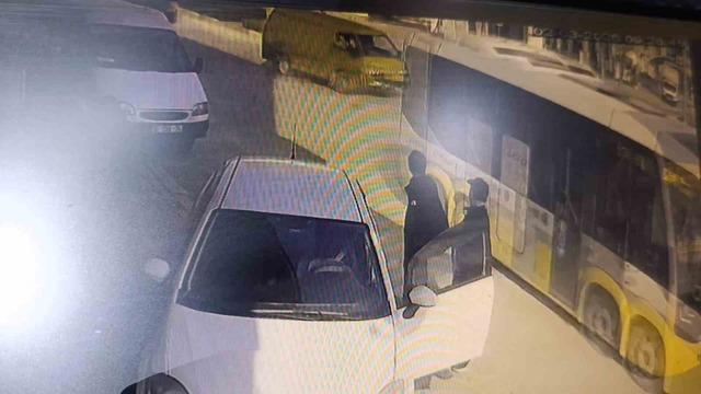 Bursa’da trafik kazası: 3 yaralı 1