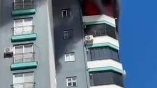 Yangın sırasında taşkınlık yapanları polis havaya ateş açarak dağıttı