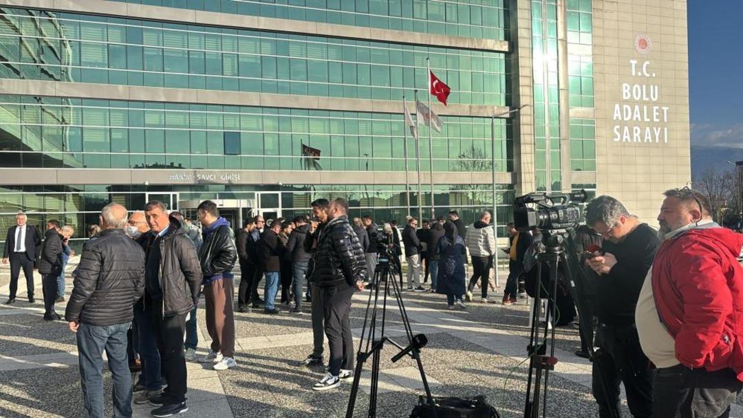 Bolu Belediye Başkanı &Ouml;zcan tutuklama talebiyle mahkemeye sevk edildi 1