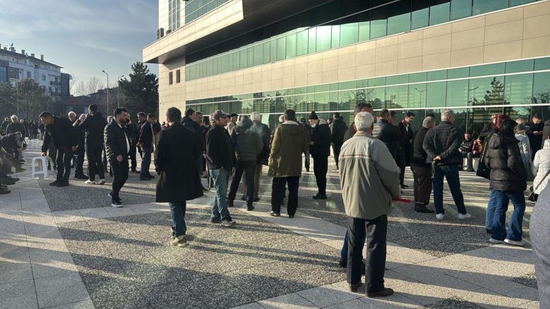 Bolu Belediye Başkanı &Ouml;zcan tutuklama talebiyle mahkemeye sevk edildi 2