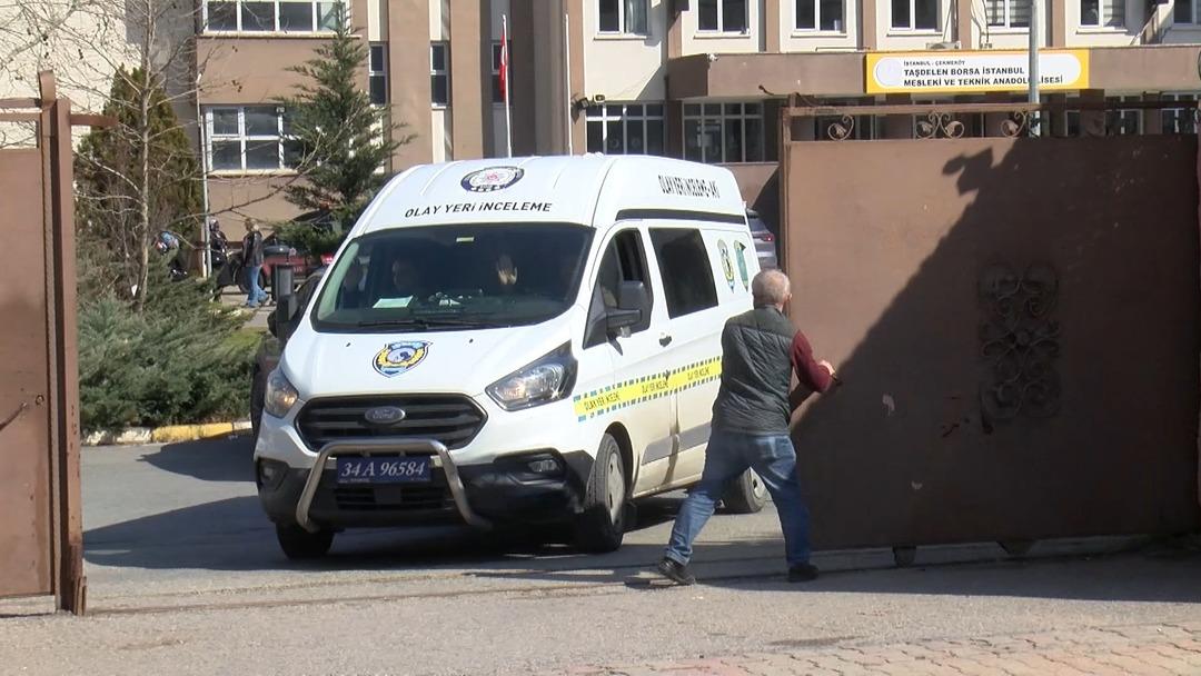 &Ouml;ğretmen Fatma Nur &Ccedil;elik in hayatını kaybetmesi sonrası eğitim sendikalarından iş bırakma kararı! MEB den a&ccedil;ıklama geldi 1