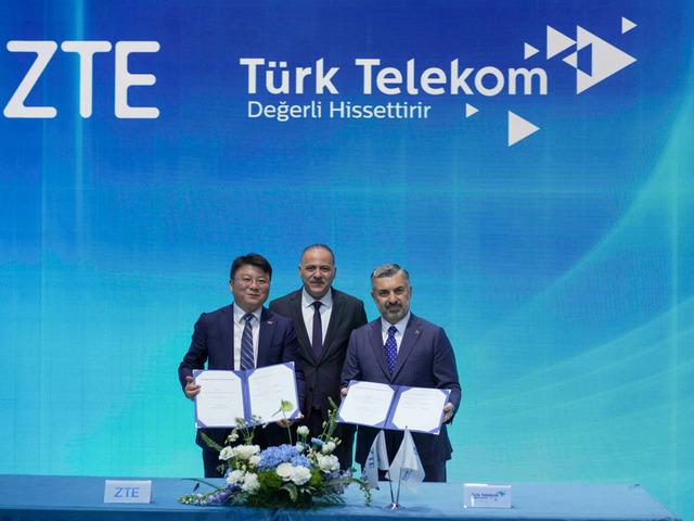 T&uuml;rk Telekom ve ZTE&rsquo;den 5G akıllı cihaz ve s&uuml;rd&uuml;r&uuml;lebilir teknolojilerde g&uuml;&ccedil;l&uuml; iş birliği