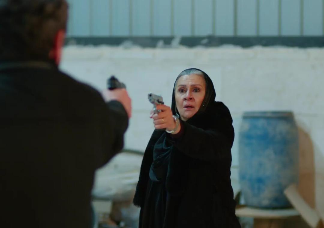 Uzak Şehir 53. bölüm fragmanı yayınlandı! Seyirci yine tatmin olmadı 3