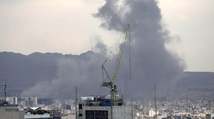 SON DAKİKA | Savaşta d&ouml;rd&uuml;nc&uuml; g&uuml;n! 16 &uuml;lkeyi terk edin &ccedil;ağrısı geldi: 40 ABD askerini &ouml;ld&uuml;rd&uuml;k