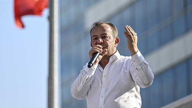 Tanju Özcan görevden uzaklaştırıldı