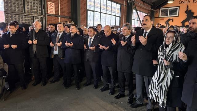 Zonguldak taki grizu faciasında hayatını kaybeden 263 maden iş&ccedil;isi dualarla anıldı 8