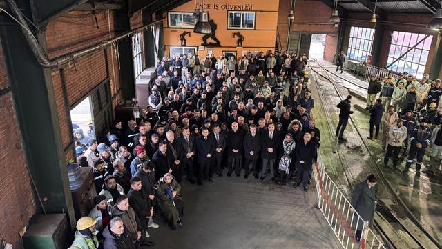 Zonguldak taki grizu faciasında hayatını kaybeden 263 maden iş&ccedil;isi dualarla anıldı 3