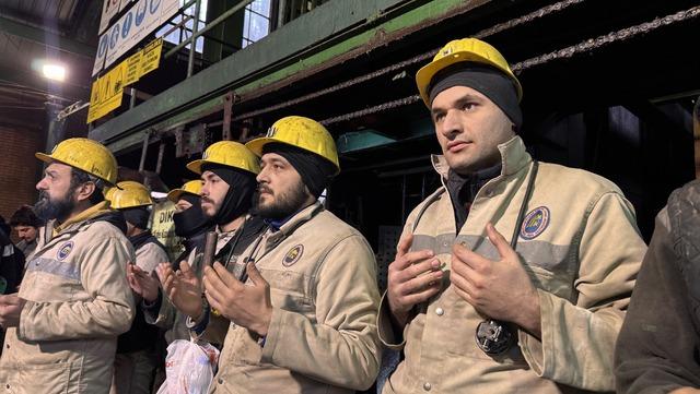 Zonguldak taki grizu faciasında hayatını kaybeden 263 maden iş&ccedil;isi dualarla anıldı 2