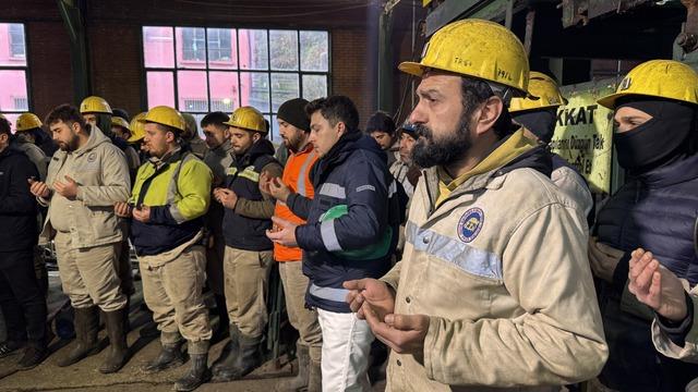 Zonguldak'taki grizu faciasında hayatını kaybeden 263 maden işçisi dualarla anıldı