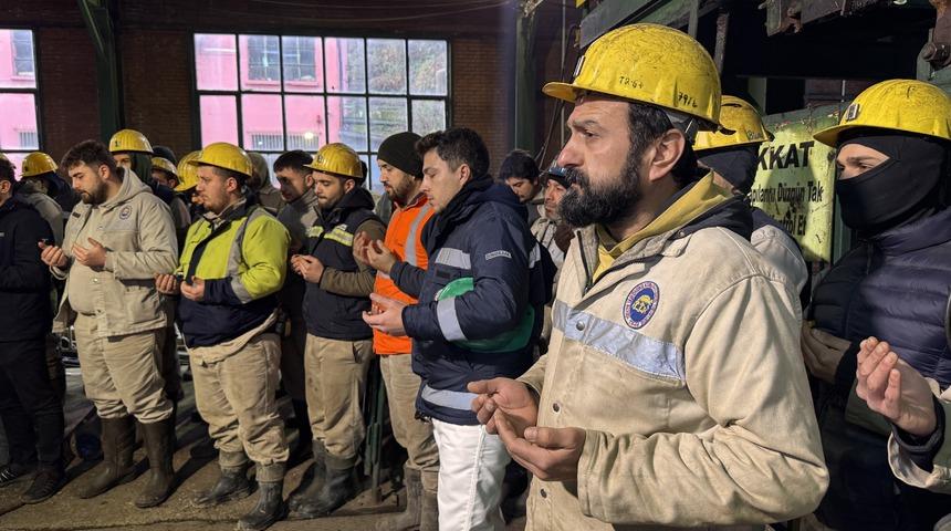 Zonguldak'taki grizu faciasında hayatını kaybeden 263 maden iş&ccedil;isi dualarla anıldı