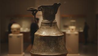 Bah&ccedil;eden 2000 yıllık servet &ccedil;ıktı: Hurda diye sattı!