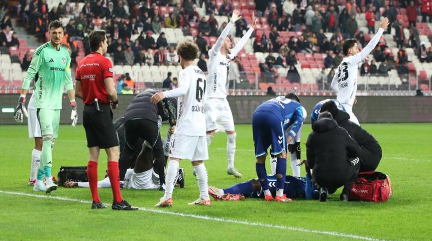Samsunspor'dan sakatlık a&ccedil;ıklaması! Fenerbah&ccedil;e ma&ccedil;ında yok