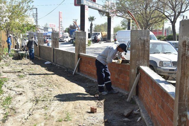 Salihli Belediyesi Sanayi Camisini yeniliyor