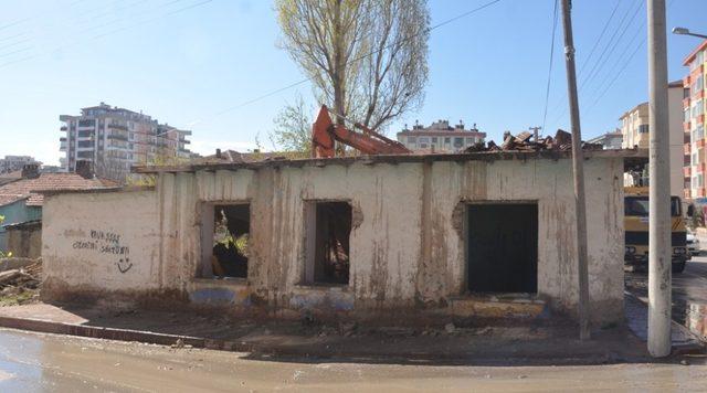 Ereğli’de kentsel dönüşüm alanında yıkımlar başlıyor