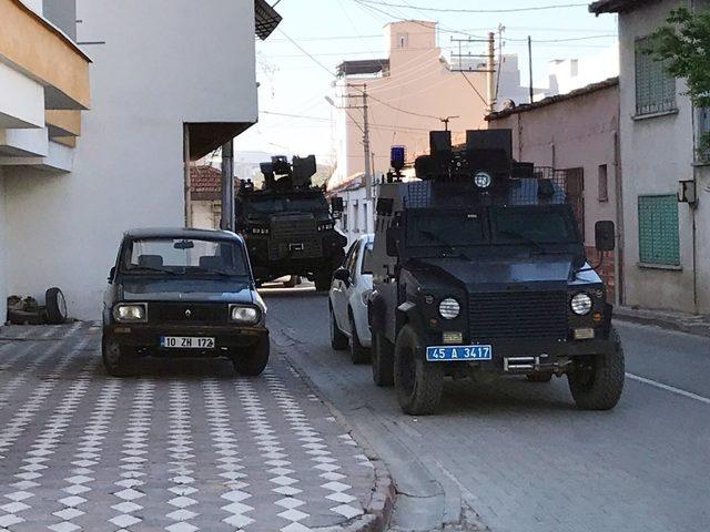 Manisa’da suç örgütüne ağır darbe: 20 gözaltı