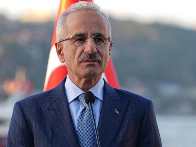 Uraloğlu&rsquo;ndan H&uuml;rm&uuml;z a&ccedil;ıklaması: 'Yakından izliyoruz'