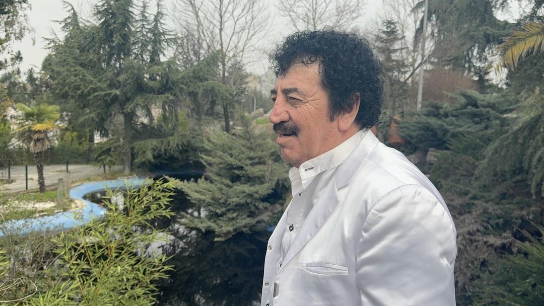 Müslüm Gürses’in ikizi gibi: Bu nasıl benzerlik? dedirtti! Sokakta ilgi odağı oldu 2