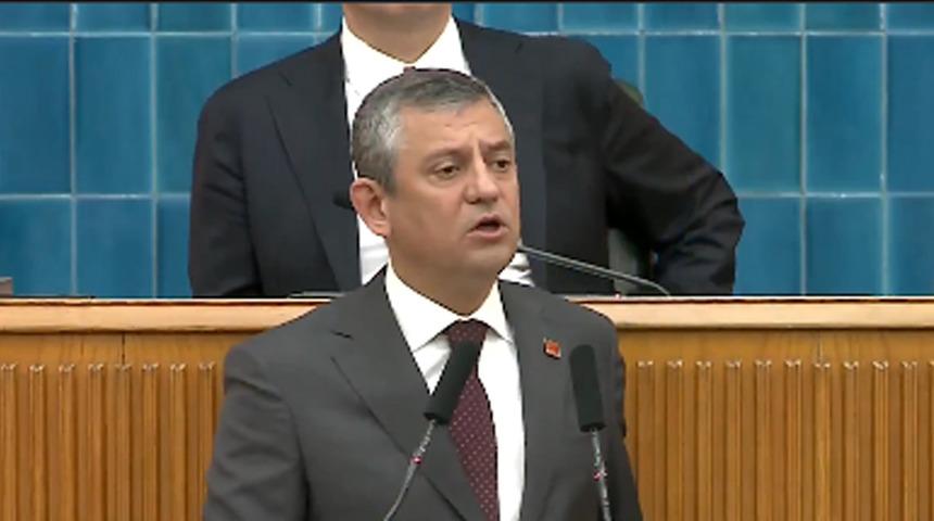 &Ouml;zel, Meclis'teki iftar programına gitmiyor: "Vallahi de billahi de katılacaktık, balta &ccedil;ektiler"