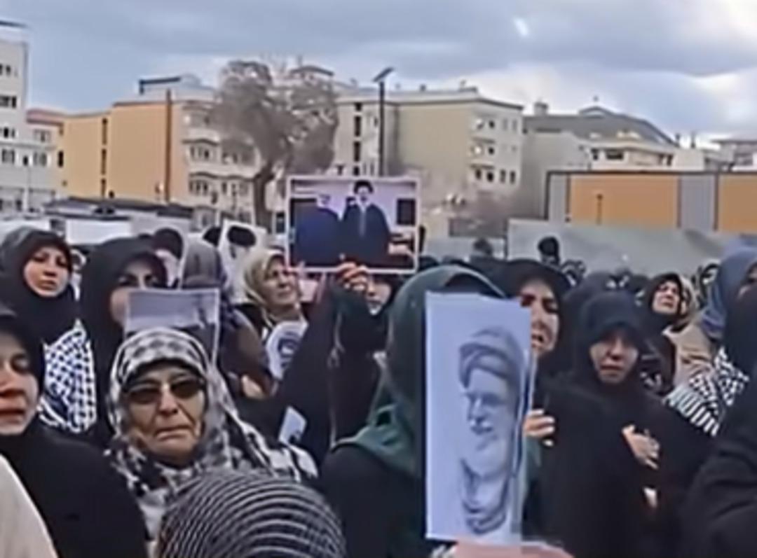 G&ouml;r&uuml;nt&uuml;ler T&uuml;rkiye den! Iğdır da Hamaney i anmak i&ccedil;in sokaklara &ccedil;ıktılar 2