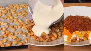 10 dakikada pratik mantı tarifi! Daha önce hiç görmediniz: Üşengeç Mantısı